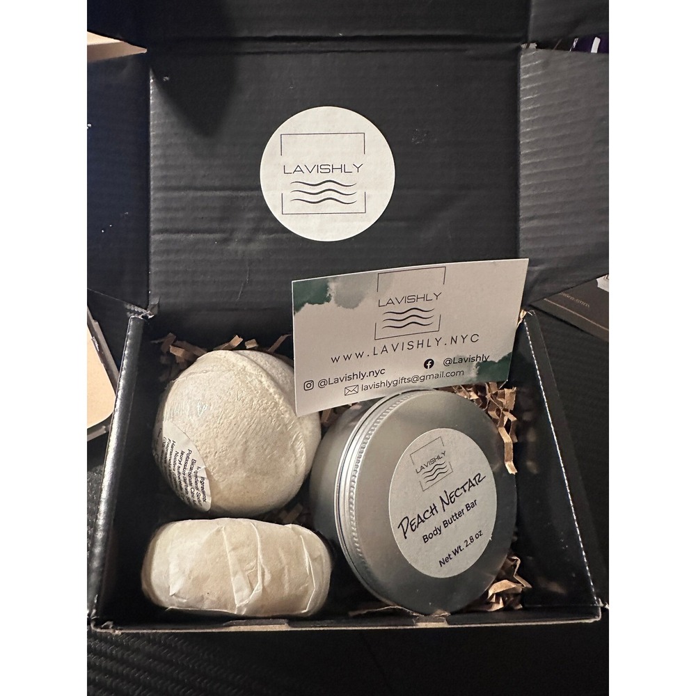 Lavishly Gift Set Peach Nectar Body Butter Orange Honeysuckle Soap New